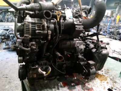 MOTOR CON ACCESORIOS Y CAJA DE CAMBIOS HYUNDAI SANTA FE