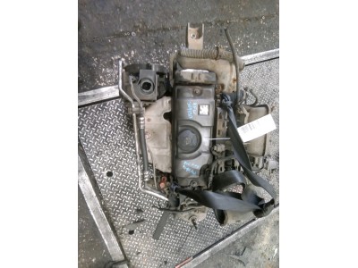 MOTOR CON ACCESORIOS Y CAJA DE CAMBIOS PEUGEOT 206 2001