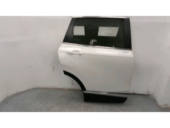 PUERTA TRASERA DERECHA HONDA CR-V BLANCA 2022