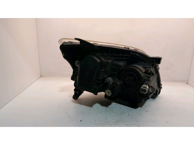 FARO DELANTERO IZQUIERDO TOYOTA AVENSIS 2003