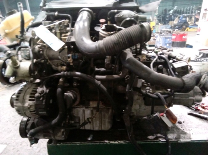 MOTOR CON ACCESORIOS Y CAJA DE CAMBIOS PEUGEOT 306 1998