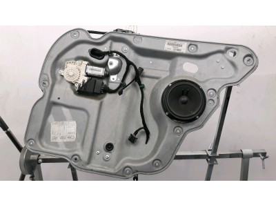 ELEVALUNAS TRASERO DERECHO VOLKSWAGEN TOURAN 2009