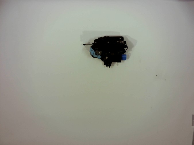 CERRADURA PUERTA TRASERA DERECHA SKODA OCTAVIA 2009