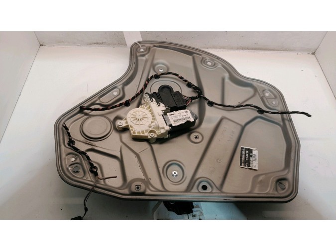 ELEVALUNAS TRASERO IZQUIERDO SKODA OCTAVIA 2009