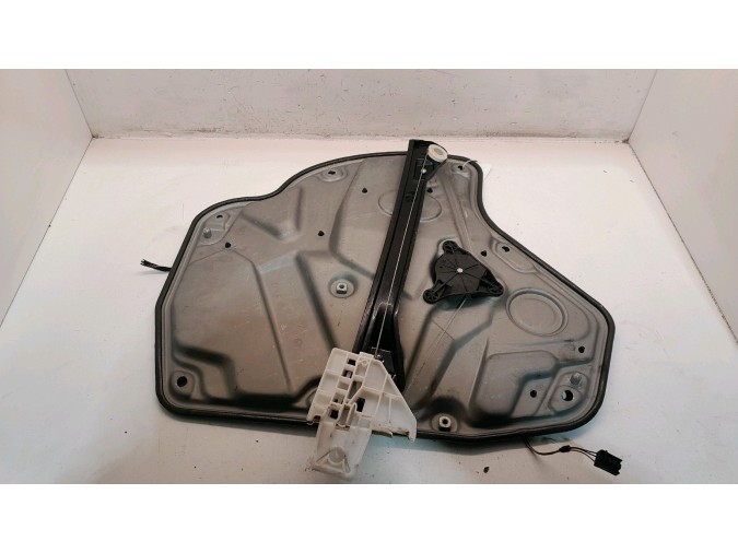 ELEVALUNAS TRASERO IZQUIERDO SKODA OCTAVIA 2009
