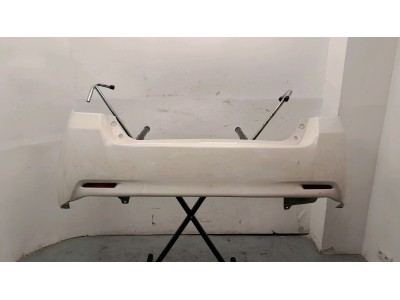 PARAGOLPES TRASERO TOYOTA VERSO BLANCO 2010