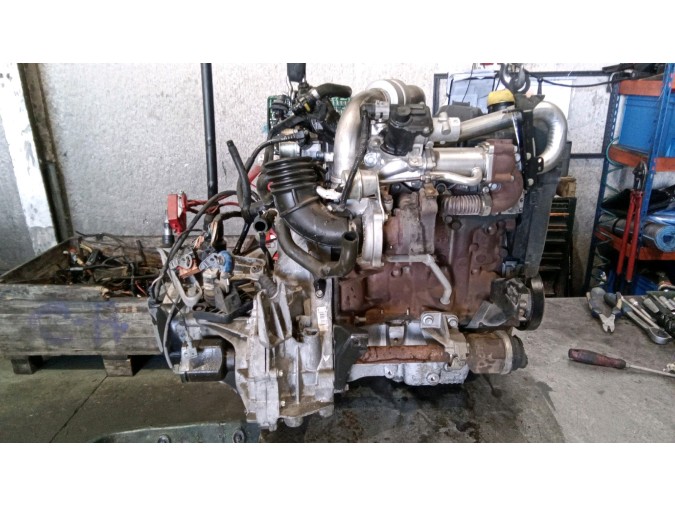 MOTOR CON ACCESORIOS Y CAJA DE CAMBIOS RENAULT MÉGANE