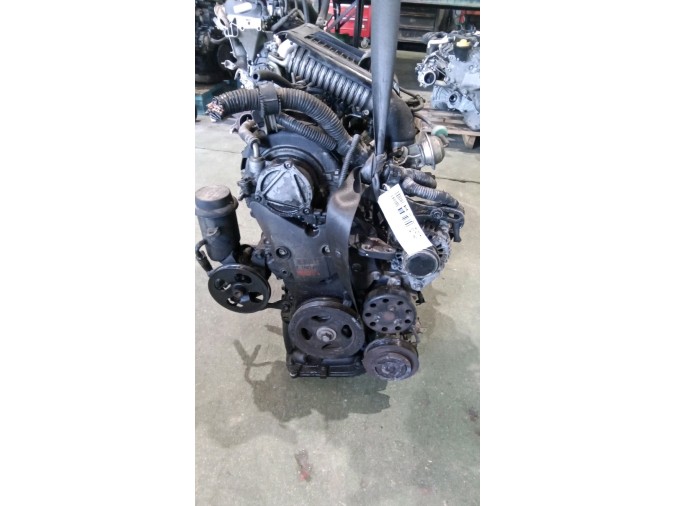 Motor TOYOTA YARIS 2003
