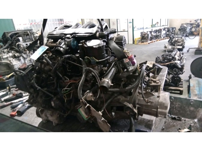 MOTOR CON ACCESORIOS Y CAJA DE CAMBIOS PEUGEOT 206 1999