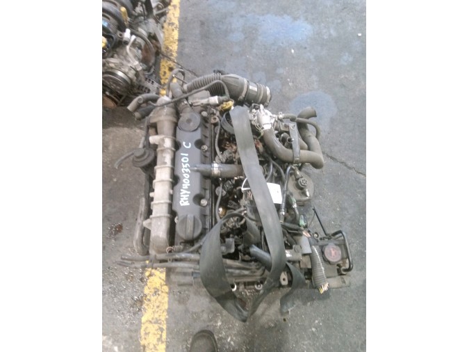 MOTOR CON ACCESORIOS Y CAJA DE CAMBIOS PEUGEOT 206 2000
