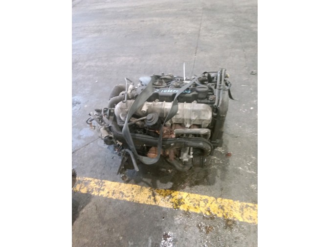 MOTOR CON ACCESORIOS Y CAJA DE CAMBIOS PEUGEOT 206 2000