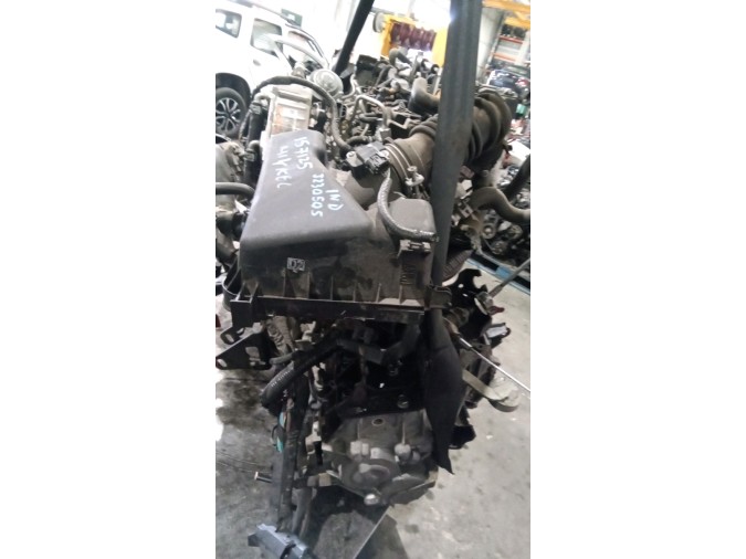 MOTOR CON ACCESORIOS Y CAJA DE CAMBIOS TOYOTA AURIS