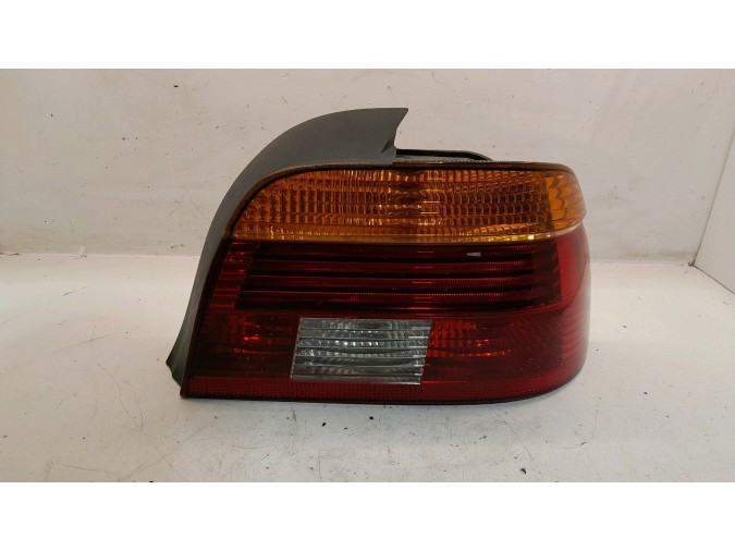 PILOTO TRASERO DERECHO BMW 530D 2003