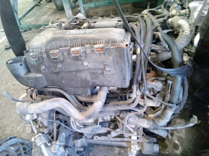 MOTOR CON ACCESORIOS Y CAJA DE CAMBIOS CITROEN C4 2006