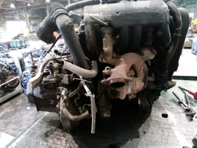 MOTOR CON ACCESORIOS Y CAJA DE CAMBIOS PEUGEOT EXPERT 2002