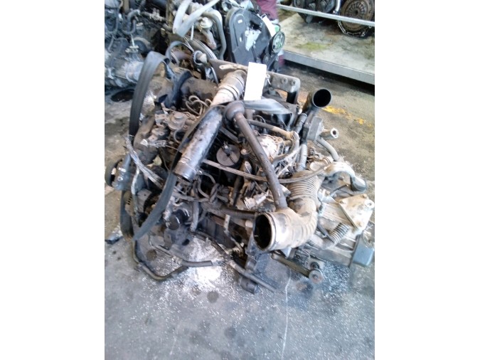 MOTOR CON ACCESORIOS Y CAJA DE CAMBIOS PEUGEOT EXPERT 2002