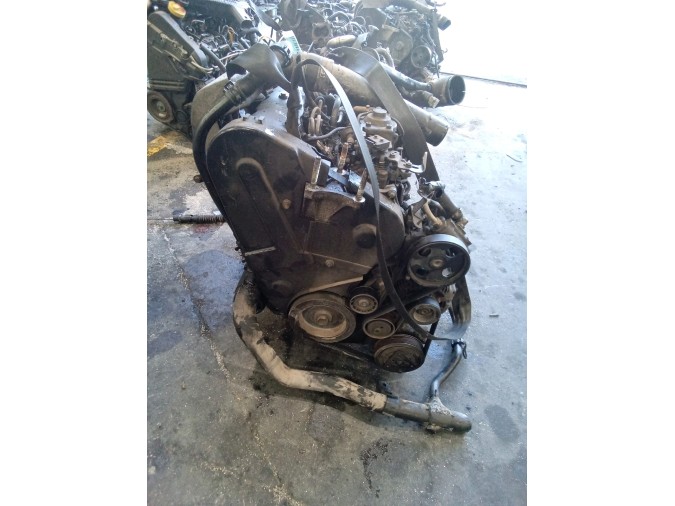 MOTOR CON ACCESORIOS Y CAJA DE CAMBIOS PEUGEOT EXPERT 2002