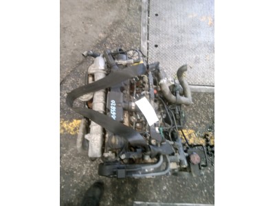MOTOR CON ACCESORIOS Y CAJA DE CAMBIOS PEUGEOT 206 2005