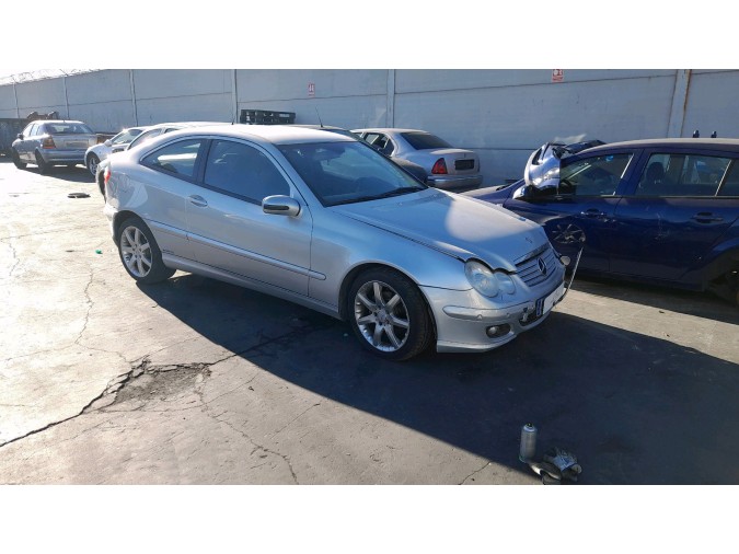Intercooler MERCEDES C 220 CDI 2005