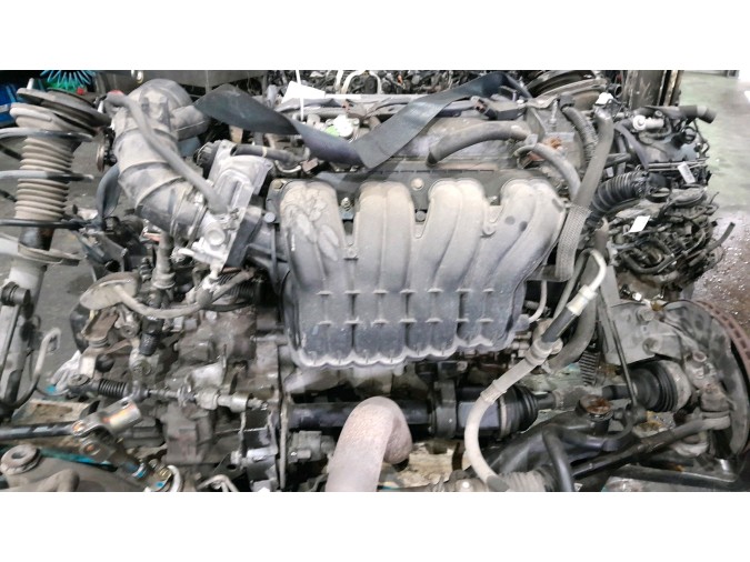 MOTOR CON ACCESORIOS Y CAJA DE CAMBIOS TOYOTA AVENSIS 2005