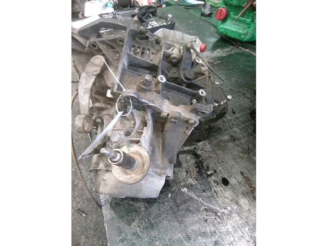 CAJA DE CAMBIOS PEUGEOT 806 1996