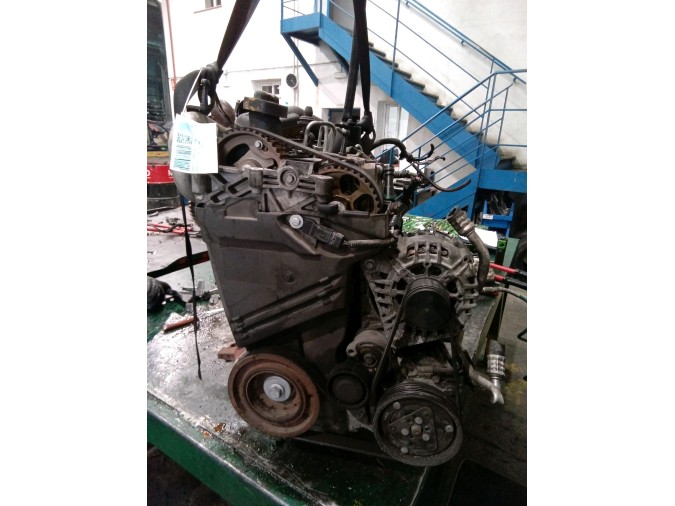 MOTOR CON ACCESORIOS SIN CAJA DE CAMBIOS RENAULT KANGOO