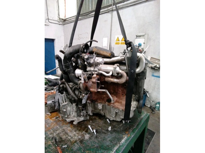 MOTOR CON ACCESORIOS SIN CAJA DE CAMBIOS RENAULT KANGOO