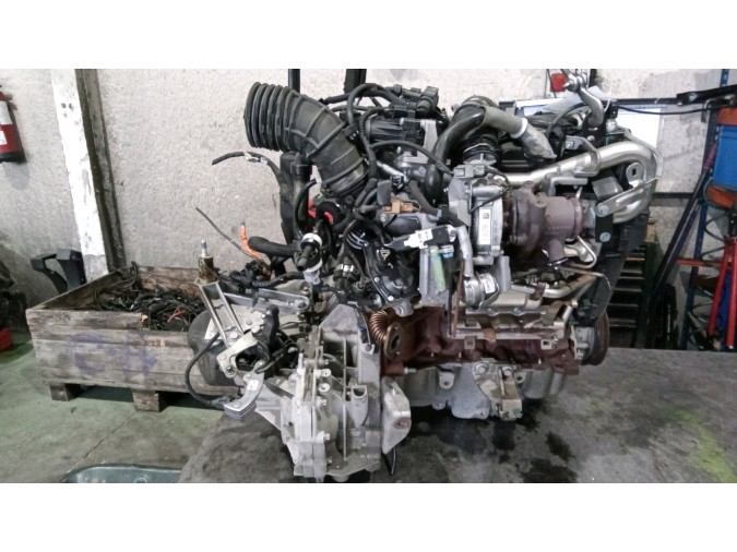 MOTOR CON ACCESORIOS Y CAJA DE CAMBIOS RENAULT KANGOO