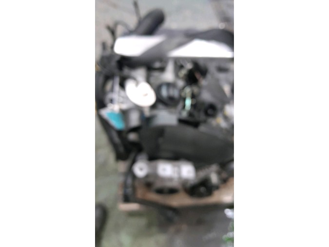 MOTOR CON ACCESORIOS Y CAJA DE CAMBIOS VOLKSWAGEN GOLF 2002