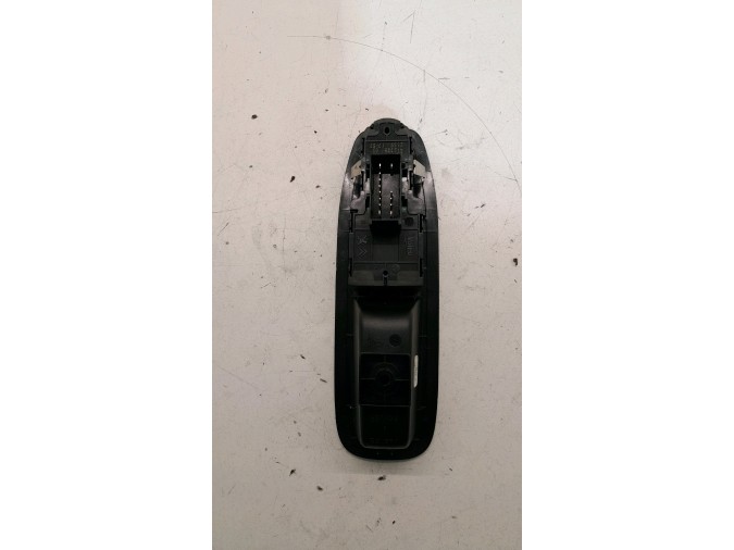 INTERRUPTOR DI PEUGEOT 208 2012