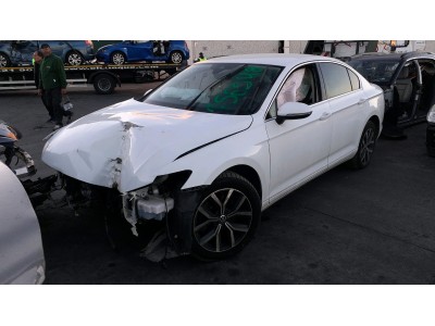 PUERTA DELANTERA DERECHA VOLKSWAGEN PASSAT 2021