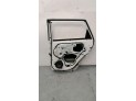 PUERTA TRASERA DERECHA TOYOTA AURIS BLANCA 2016
