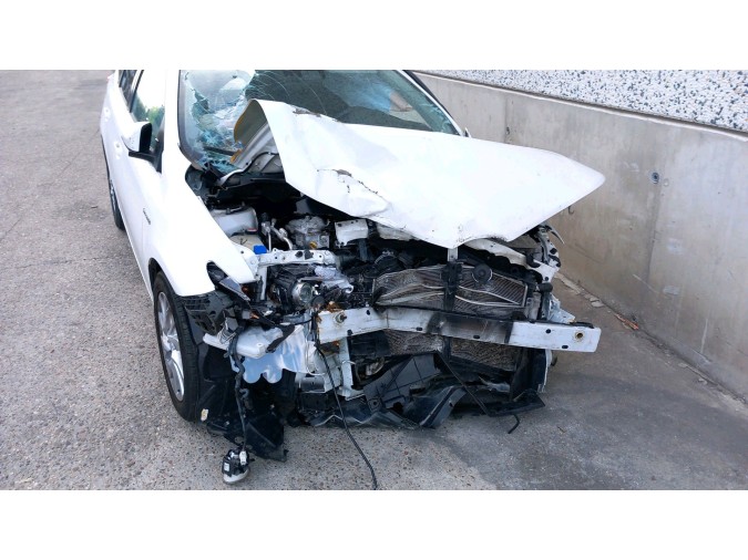 MANDO ELEVALUNAS DELANTERO DERECHO TOYOTA AURIS 2016