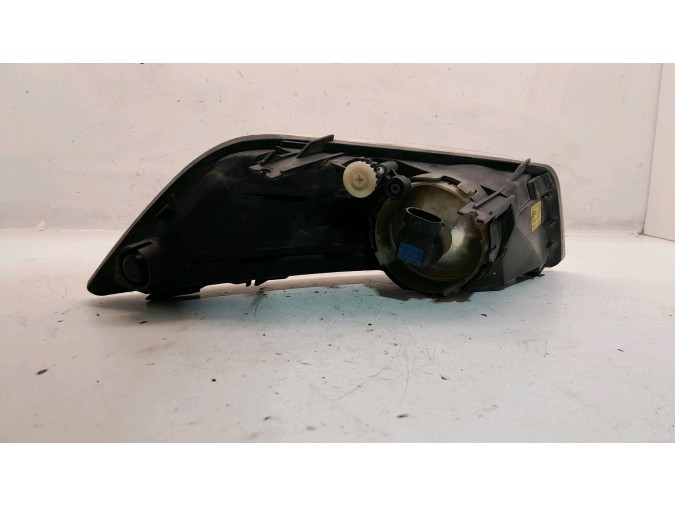 FARO ANTINIEBLA DERECHO FORD MONDEO 2007