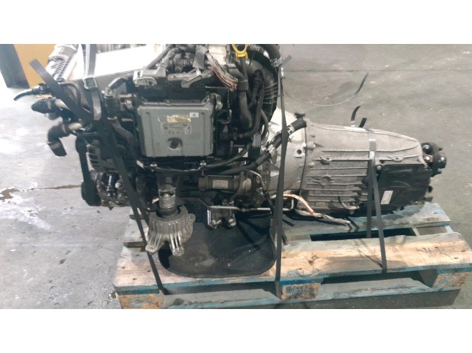 MOTOR CON ACCESORIOS Y CAJA DE CAMBIOS MERCEDES C 250 2016