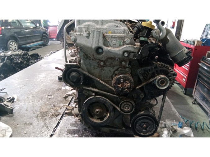 MOTOR CON ACCESORIOS Y CAJA DE CAMBIOS RENAULT MÉGANE 2009