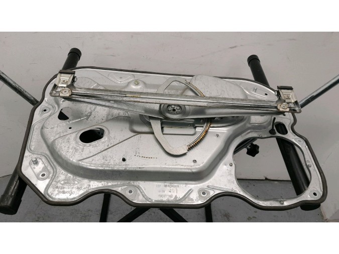 ELEVALUNAS DELANTERO DERECHO FORD FOCUS C-MAX 2007