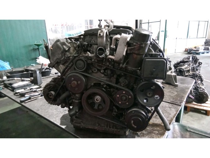 MOTOR CON ACCESORIOS Y CAJA DE CAMBIOS MERCEDES S 430 1999