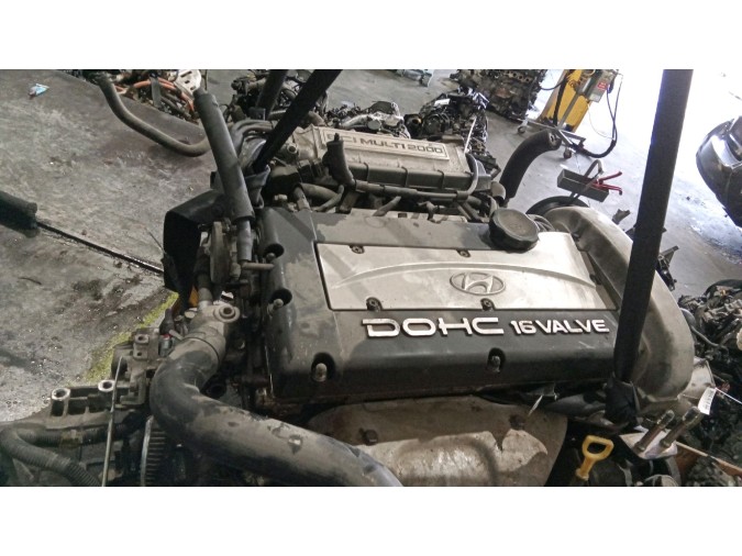 MOTOR CON ACCESORIOS Y CAJA DE CAMBIOS HYUNDAI SONATA 1995