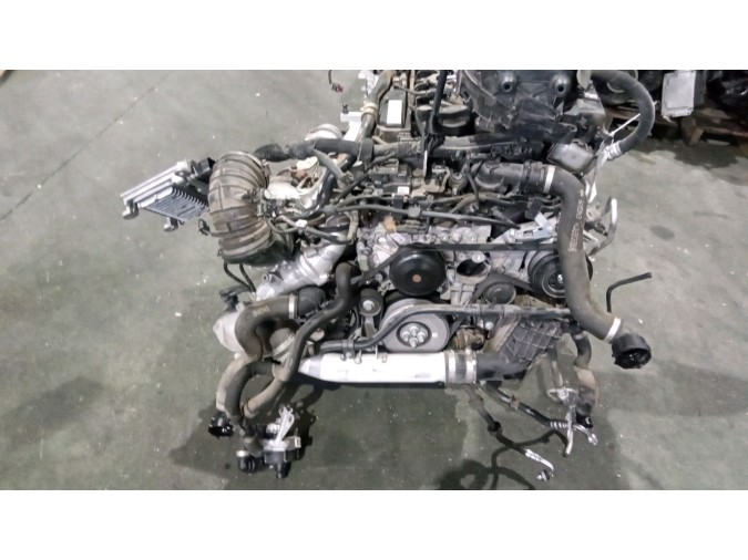 MOTOR CON ACCESORIOS Y CAJA DE CAMBIOS MERCEDES C 220 BLUETEC / D 2016
