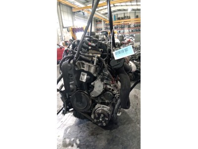 MOTOR CON ACCESORIOS Y CAJA DE CAMBIOS VOLVO V40 2013