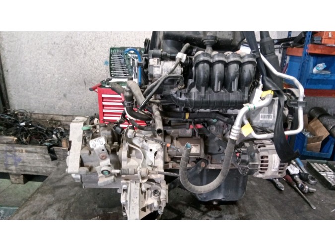 MOTOR CON ACCESORIOS Y CAJA DE CAMBIOS FORD KA 2015