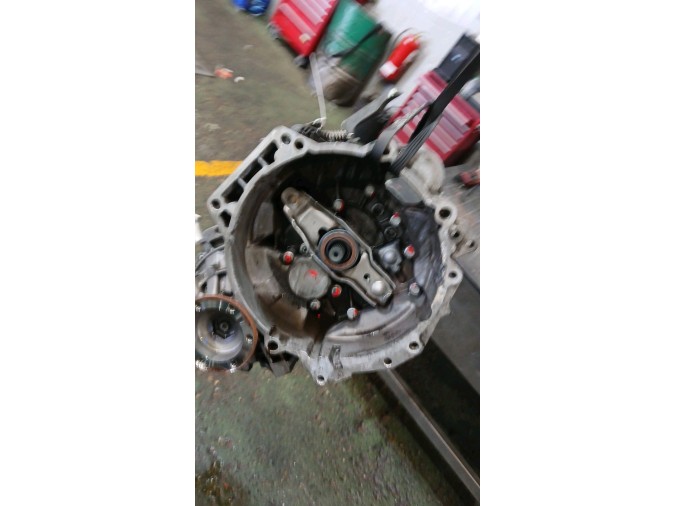 CAJA CAMBIOS SKODA FABIA 2009