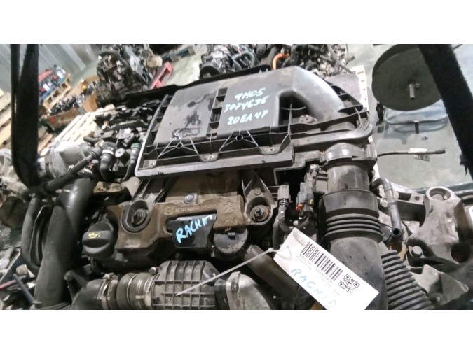 MOTOR CON ACCESORIOS Y CAJA DE CAMBIOS PEUGEOT 308 2015