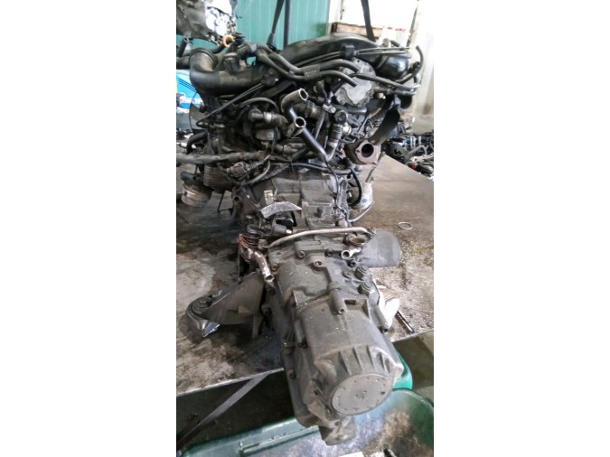 MOTOR CON ACCESORIOS Y CAJA DE CAMBIOS VOLKSWAGEN PASSAT 2003