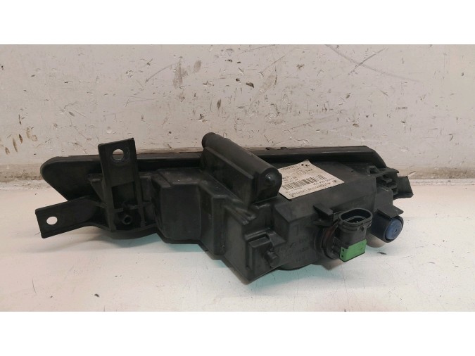 FARO ANTINIEBLA IZQUIERDO BMW 120I 2008