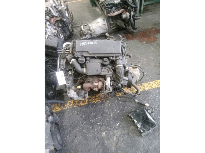 MOTOR CON ACCESORIOS Y CAJA DE CAMBIOS CITROEN C3 2003