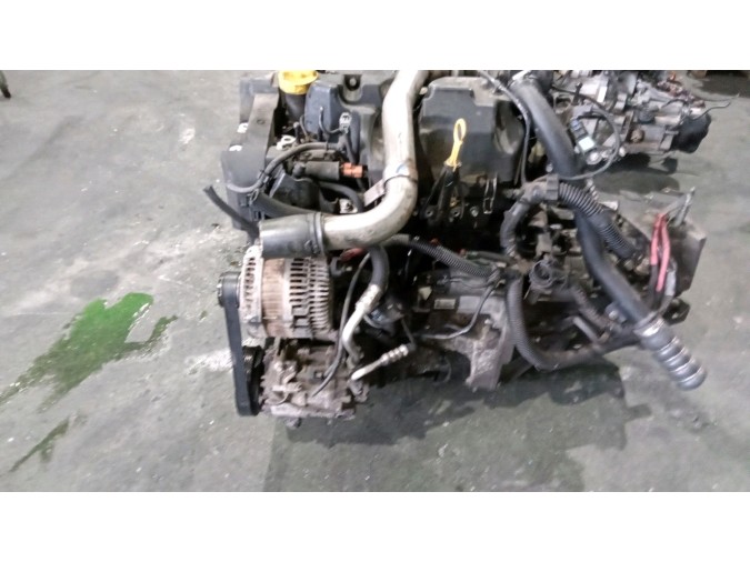 MOTOR CON ACCESORIOS Y CAJA DE CAMBIOS RENAULT LAGUNA