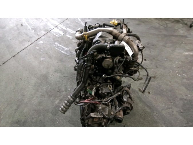 MOTOR CON ACCESORIOS Y CAJA DE CAMBIOS RENAULT LAGUNA