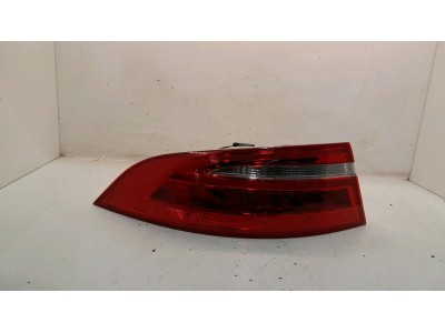 	PILOTO TRASERO IZQUIERDO EXTERIOR JAGUAR XE 2016
